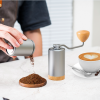 Hand-shaking coffee bean grinder. (Bean warehouse large capacity 30g, multi-gear grinding control coffee powder specifications)